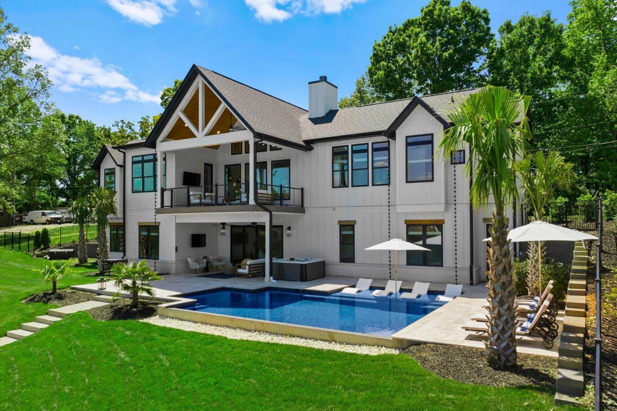 Hogan Crest Villa Mooresville Exterior photo